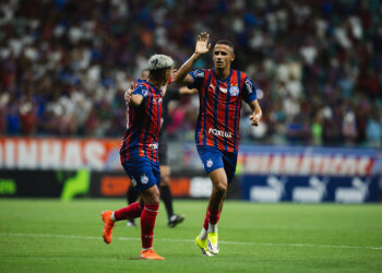 Bahia 100%: com estreia do time principal, Tricolor atropela a Onça e lidera com folga