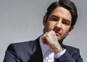 Alexandre Pato demonstra interesse em investir no futebol inglês e avalia compra de time da quarta divisão