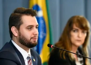STF mantém prisão de Filipe Martins após audiência de custódia