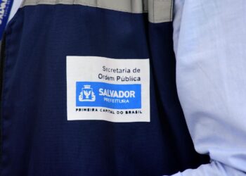 Semop apreende mais de 2 mil garrafas de vidro durante trajeto da Lavagem do Bonfim