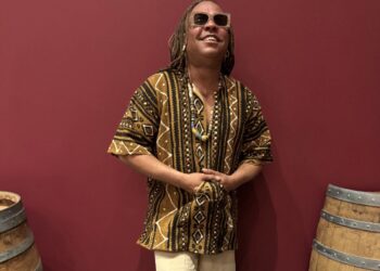 Sons Reciclados: Dendê Macedo leva inovação musical ao teatro Gamboa na sexta-feira, dia 30