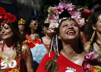 Carnaval oficial de rua do Rio começa no próximo fim de semana