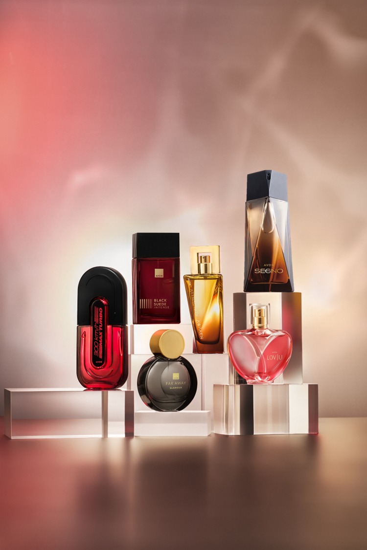 Avon lança campanha “Momento Perfumado” e reforça sua democratização da perfumaria no Brasil