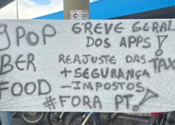 Mussurunga: motoboys realizam protesto e prometem greve de entregadores