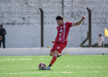 Inácio Artifon vive a expectativa de estrear na elite do Gauchão pelo Inter de Santa Maria