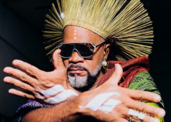 Carlinhos Brown anuncia Alexandre Carlo como convidado especial do Sarau du Brown, dia 11 de janeiro