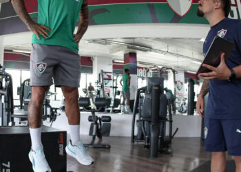 Após se reapresentar no Fluminense, Otávio inicia preparação para nova temporada: “Motivado”