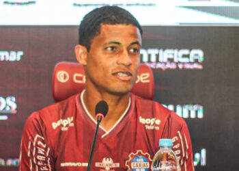 Reforço do Caxias para 2026, Joilson destaca preparação para novo desafio