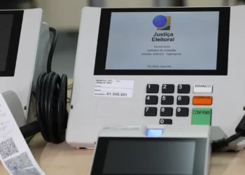 TSE propõe novas regras e recebe sugestões sobre eleições de 2026