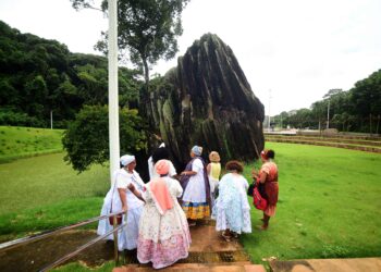 Caminhada da Pedra de Xangô celebra fé, cultura e resistência neste domingo (8) em Salvador