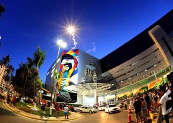 Shopping Barra funciona todos os dias do carnaval com horários especiais