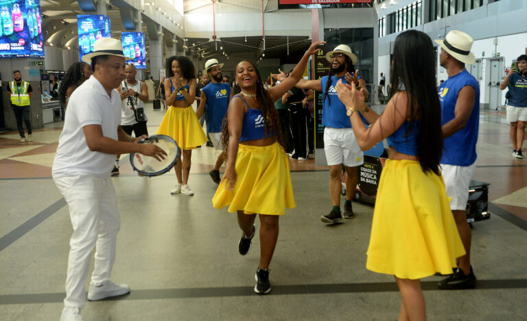 19 02 2026-Despedida do Carnaval no Aeroporto-Fotos Otávio Santos SECOM PMS (18)