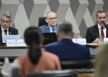 Crime Organizado: CPI convida Moraes e Toffoli para falarem do Master