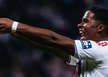 Endrick concorre a prêmio de melhor jogador de janeiro na França