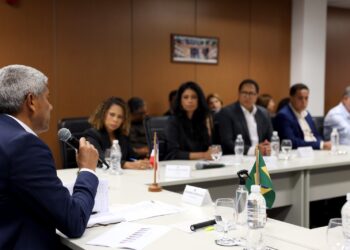 Governador recebe produtores de cacau e reafirma compromisso para o fortalecimento da cadeia produtiva na Bahia