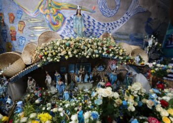 Fé e tradição marcam a Festa de Iemanjá em Salvador
