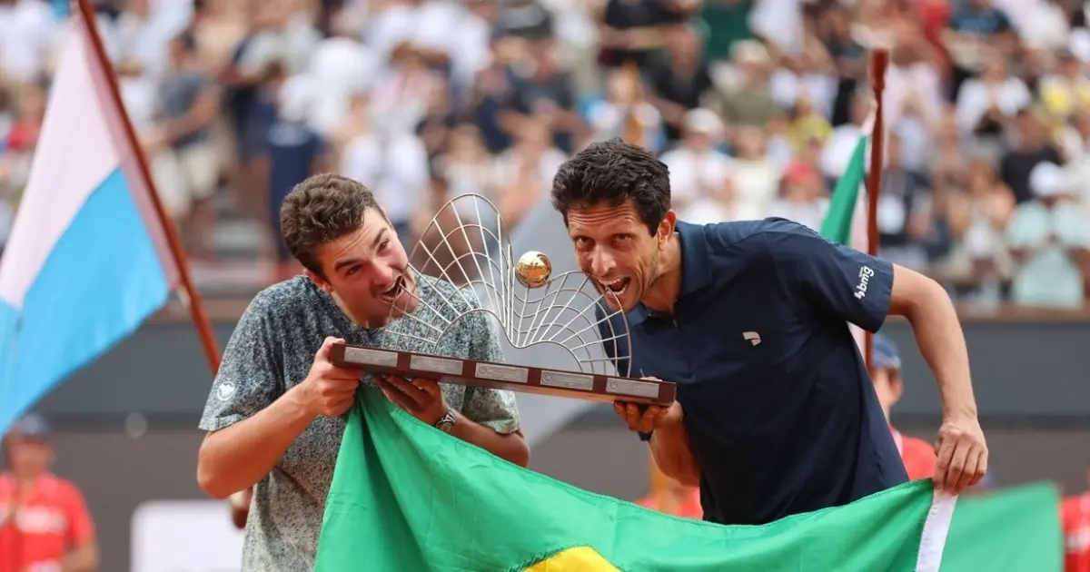 João Fonseca e Marcelo Melo garantem título de duplas do Rio Open