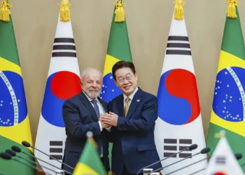 Lula diz que vale “qualquer sacrifício” para prender magnatas do crime