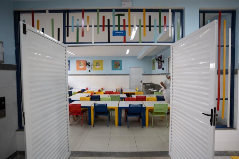 Prefeitura_inaugura-duas_escolas_no_Alto_das_Pombas_Foto_BettoJr-3