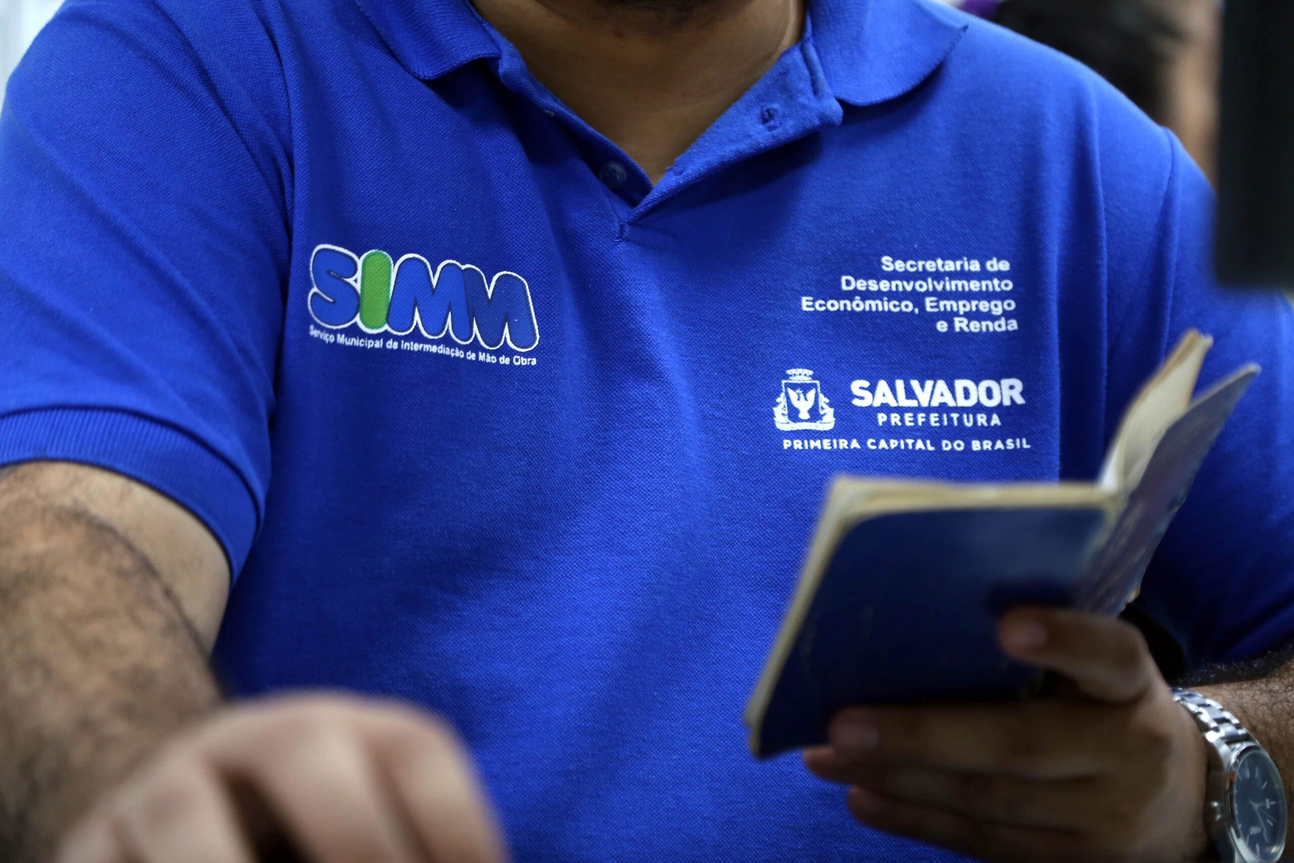 Salvador fecha 2025 como a 4ª cidade que mais gerou empregos no Brasil e líder no Nordeste