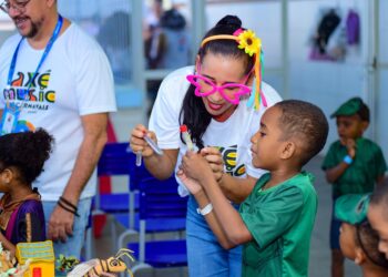 Salvador Acolhe: Prefeitura garante proteção a filhos de ambulantes licenciados e catadores durante o Carnaval