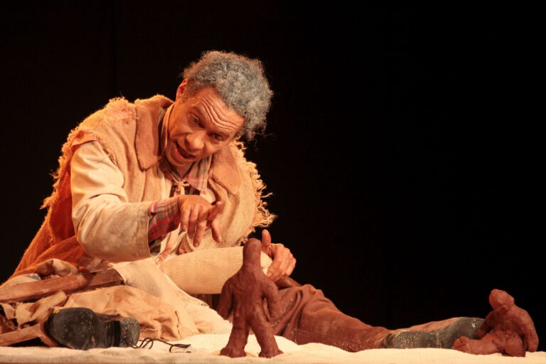 Seu Bomfim, com Fabio Vidal (Foto Alessandra Nohvais) (2)