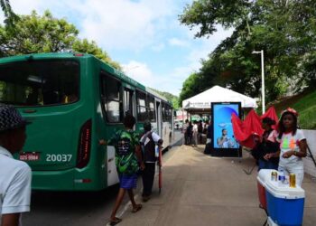 Linhas de ônibus passam por alterações durante o Carnaval