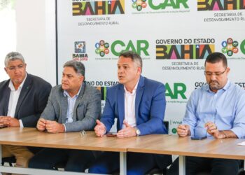 Governo do Estado cria comissão e discute junto aos produtores medidas para proteger produção de cacau