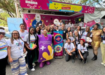 Prevenção combinada ganha força e encerra Carnaval 2026 com aumento expressivo de testagens e distribuição de preservativos em Salvador