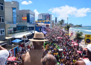 ‘Arrastão’ da Quarta de Cinzas terá Léo Santana, Carlinhos Brown, Tony Salles, Fantasmão e Danniel Vieira