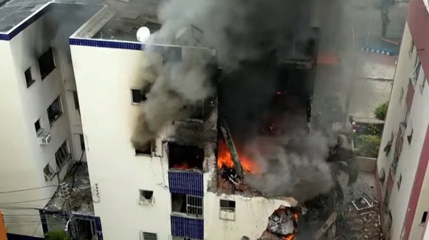 Stiep: edifício pega fogo após explosão de gás