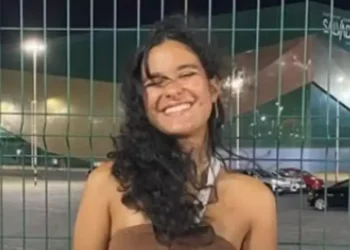 Jovem atropelada por caminhão de limpeza no Carnaval de Salvador era bióloga e pós-graduanda da UFBA