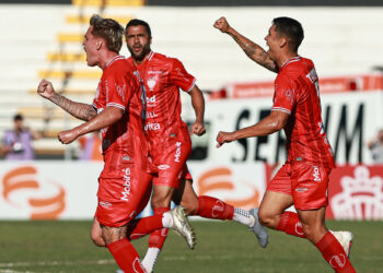 Importante para permanência do Noroeste na elite do Paulistão pelo segundo ano seguido, Denner valoriza mais uma meta atingida