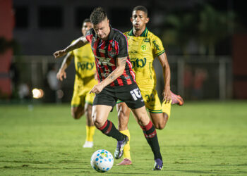 Vitória vence Mirassol no Barradão e sobe na tabela do Brasileirão
