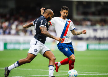 Cai o último invicto: Bahia sofre goleada, de virada, para o Remo, no Mangueirão