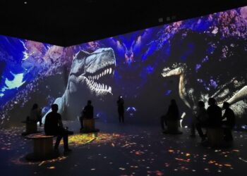 Exposição imersiva “A Era dos Dinossauros” chega ao Shopping Barra