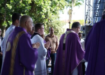 Caminhada Penitencial 2026 rende homenagens no Dia Internacional da Mulher