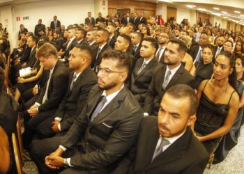 Formatura de policiais penais marca novo ciclo no sistema prisional baiano