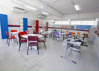 Obras de modernização do Colégio Estadual de Tempo Integral Governador Roberto Santos, em Salvador, são inauguradas