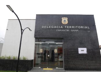 Nova delegacia e praça são entregues em Itarantim