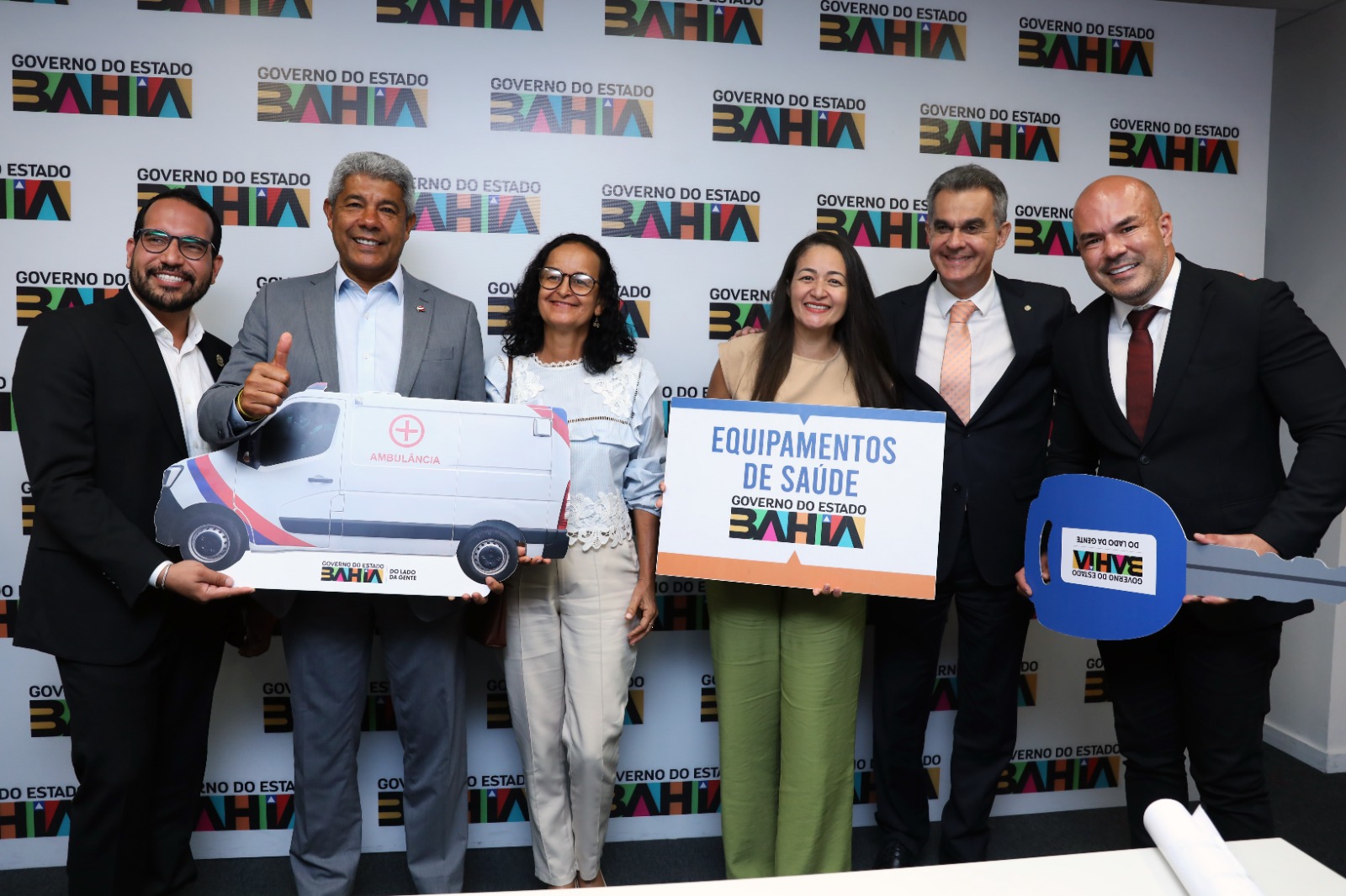Governador se reúne com prefeito de Várzea do Poço e reforça parceria com entregas e novos investimentos