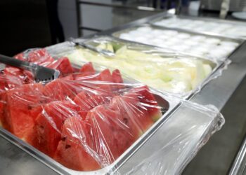 Governo do Estado reinaugura Restaurante Popular Maria Lúcia Pereira e amplia oferta de refeições gratuitas no Comércio