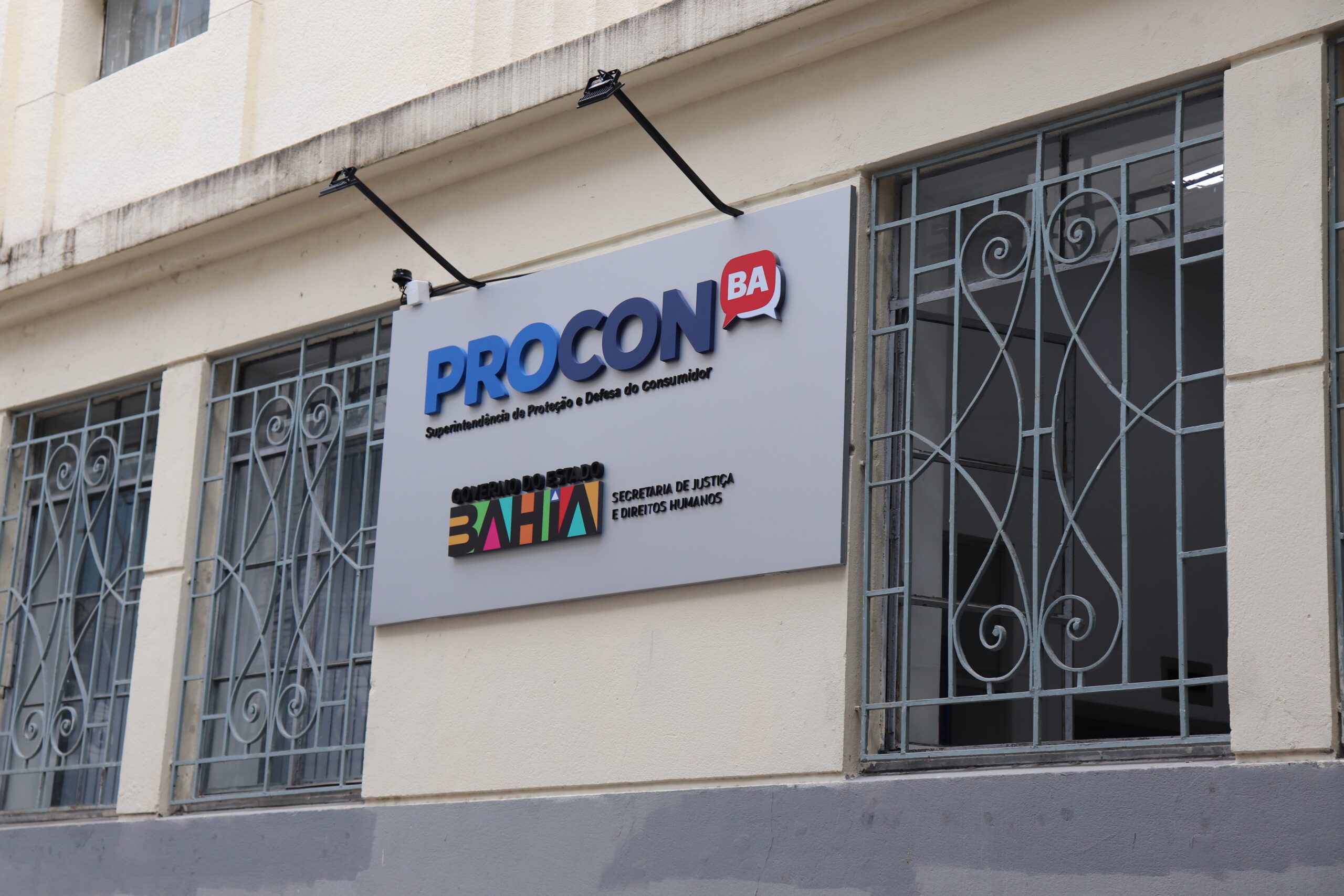 Procon-Ba anuncia aquisição de tecnologia avançada para identificar combustível adulterado em postos do Estado