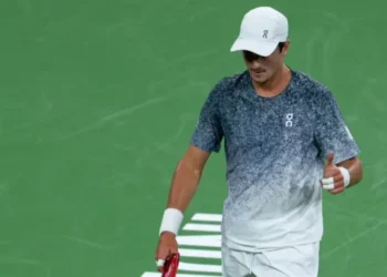 João Fonseca registra queda no ranking mundial apesar de desempenho em Indian Wells