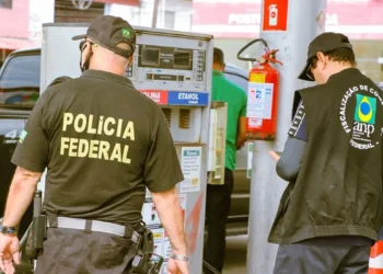 Operação da PF investiga alta de combustíveis em 11 estados e no DF
