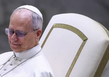 Papa Leão lamenta que guerra contra Irã “esteja cada vez pior”