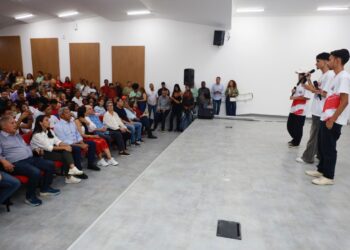 Estado amplia estrutura do ensino integral em Macarani