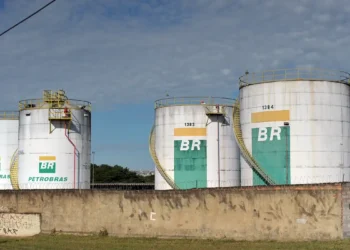 Privatização da BR prejudica consumidor em momento de crise