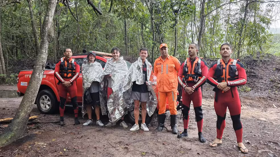 Chapada Diamantina: turistas ingleses são resgatados após ficarem mais de 24 horas sem alimentação e expostos ao frio em trilha