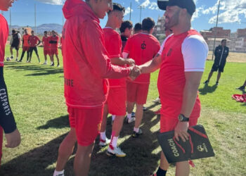 Brasileiro Thiago Leitão é anunciado como novo técnico do Independiente Petrolero, adversário do Botafogo na Copa Sul-Americana